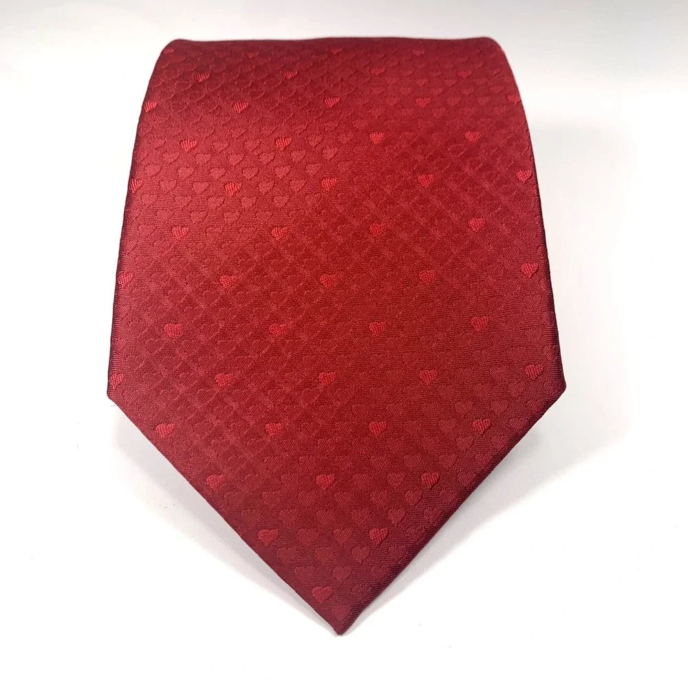 Tango by Max Raab Mens Tie Red Heart Foulard Love Valentines‎ 100% Silk